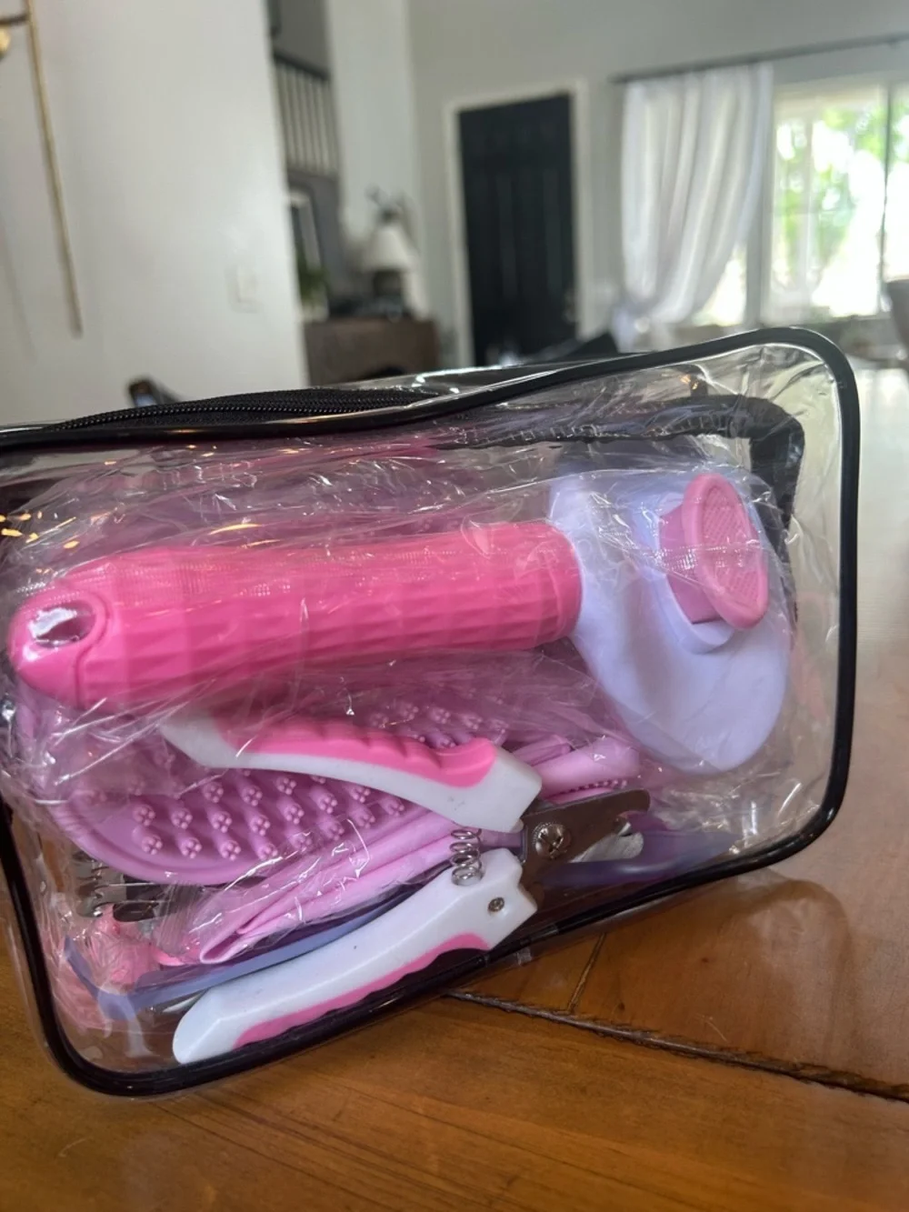 NWT Pink Pet Grooming Kit – 7-Piece Bath & Hair Care Set